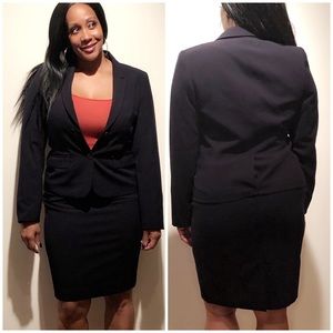 🔥 2 PIECE DARK BLUE CALVIN KLEIN SUIT